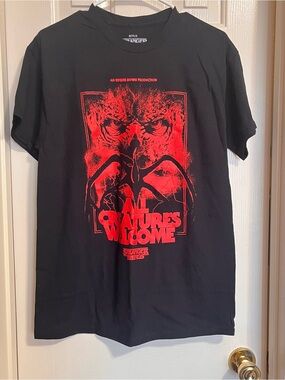 Stranger Things All Creatures Welcome Poster T-Shirt Black Red Cotton Medium